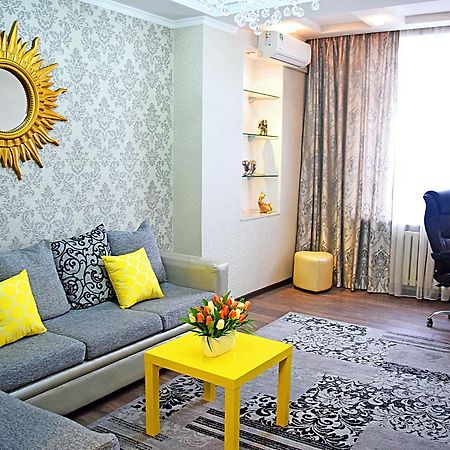 Luxury Palace Apartment Bisjkek Buitenkant foto