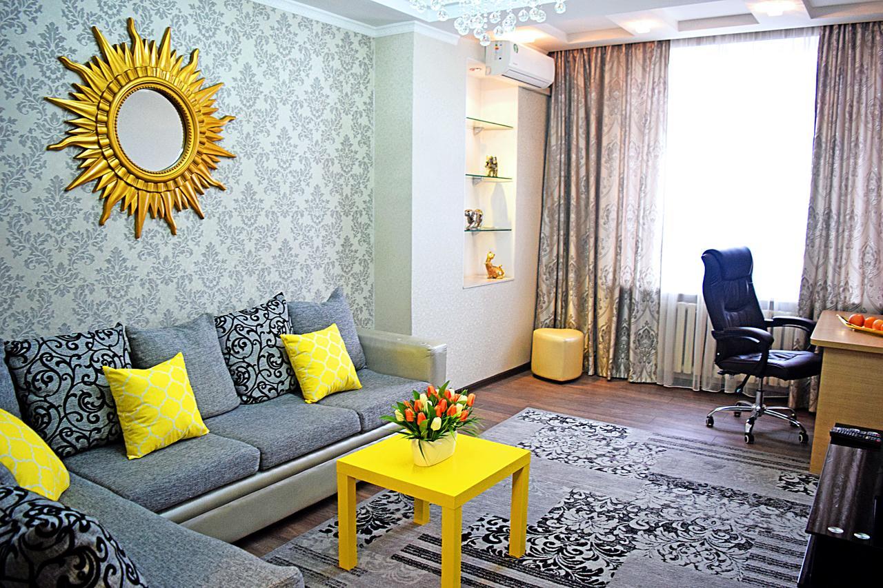 Luxury Palace Apartment Bisjkek Buitenkant foto